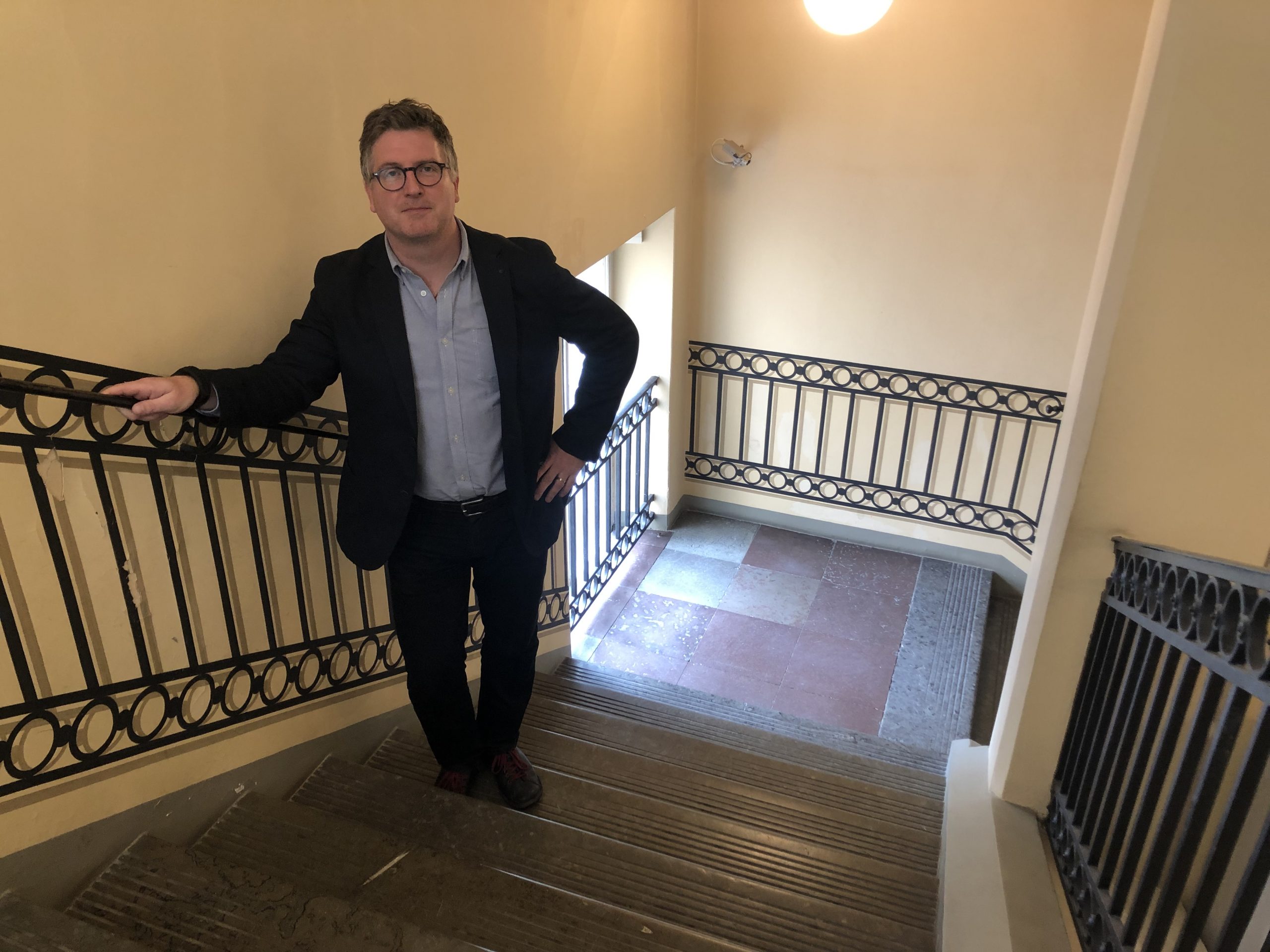 Nasima Razmyarin vanhempainvapaasijaiseksi Tomi Sevander