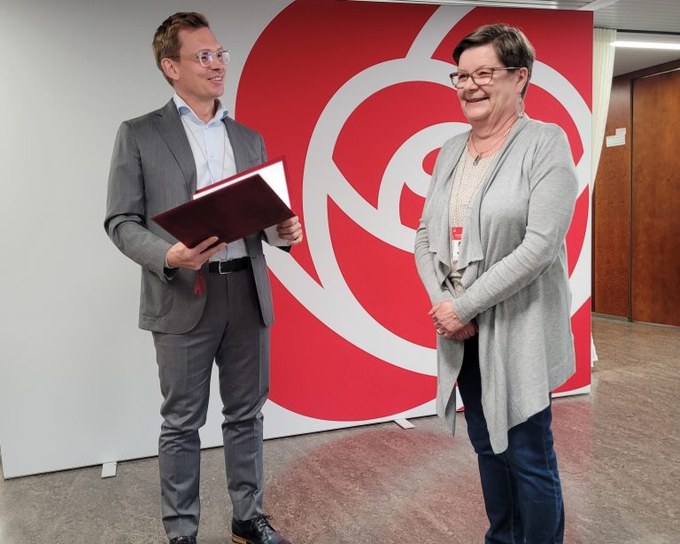 Carola Grönlund jäi eläkkeelle