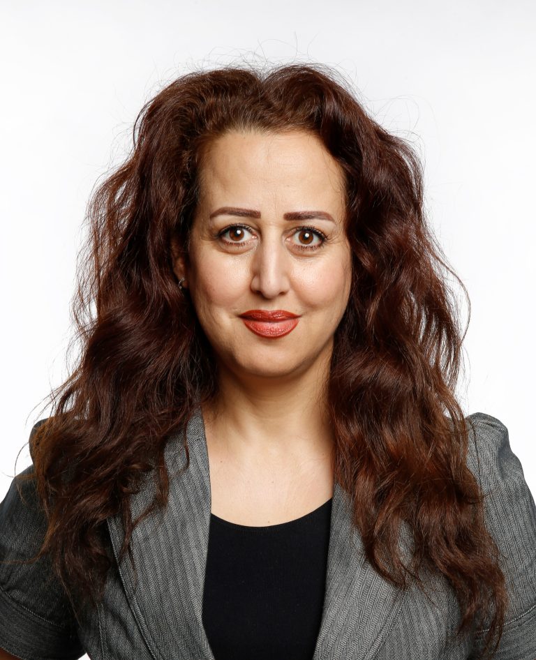 Fardoos Helal ehdolle eduskuntavaaleihin