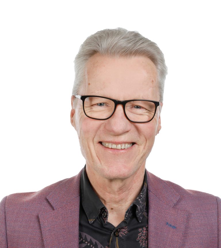 Ilkka Kantola lähtee ehdolle eduskuntaan Helsingistä  